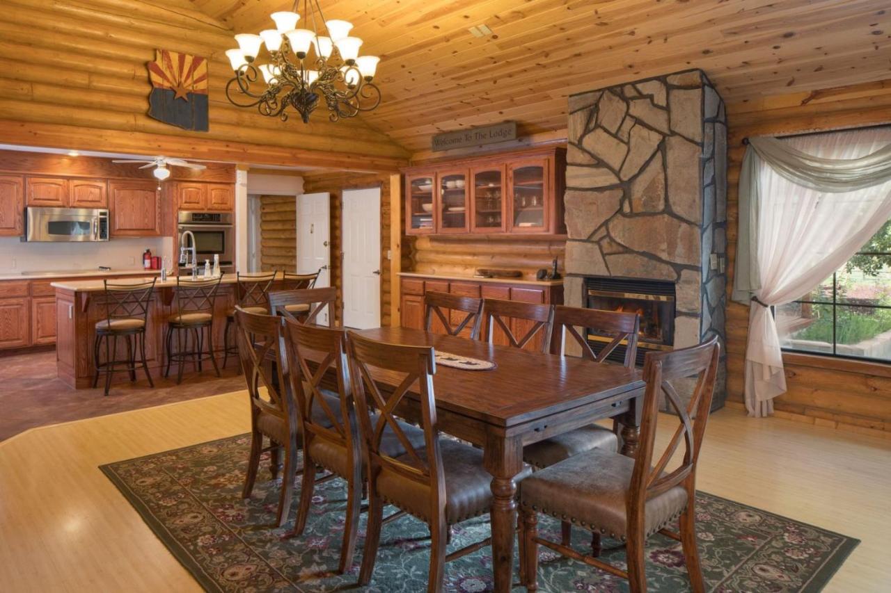 Quarter Horse Inn & Lodge Williams Buitenkant foto